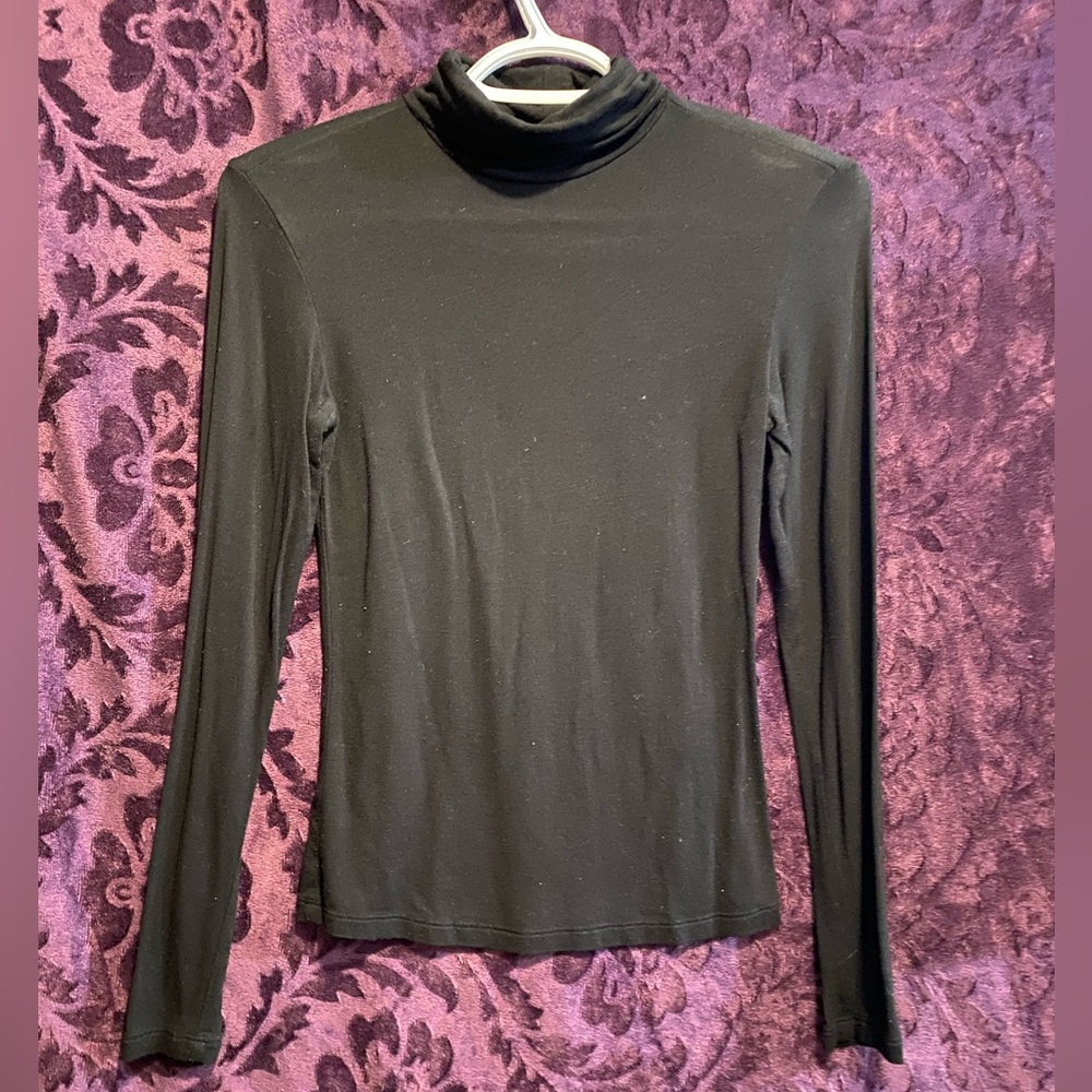 Dynamite Classic Black Long Sleeve Turtleneck Top